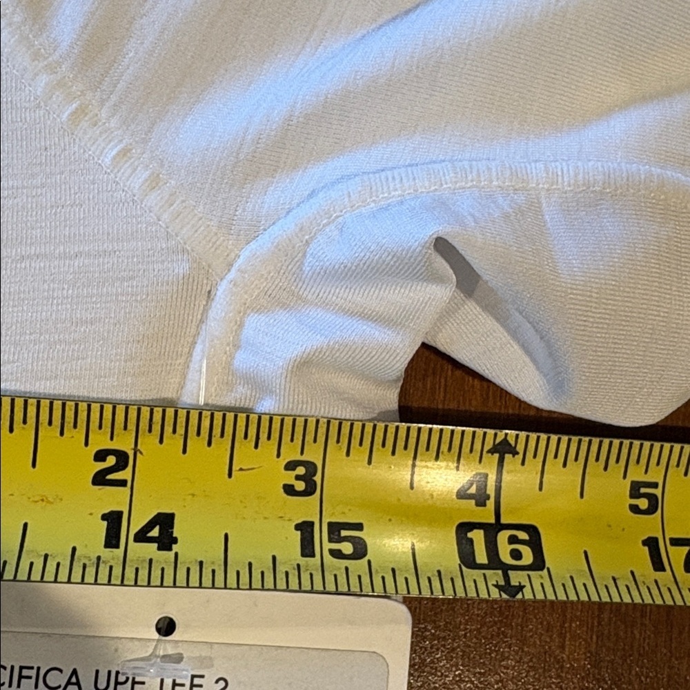 NWT Athleta Pacifica UPF Tee 2 Size XS. - Picture 8 of 8